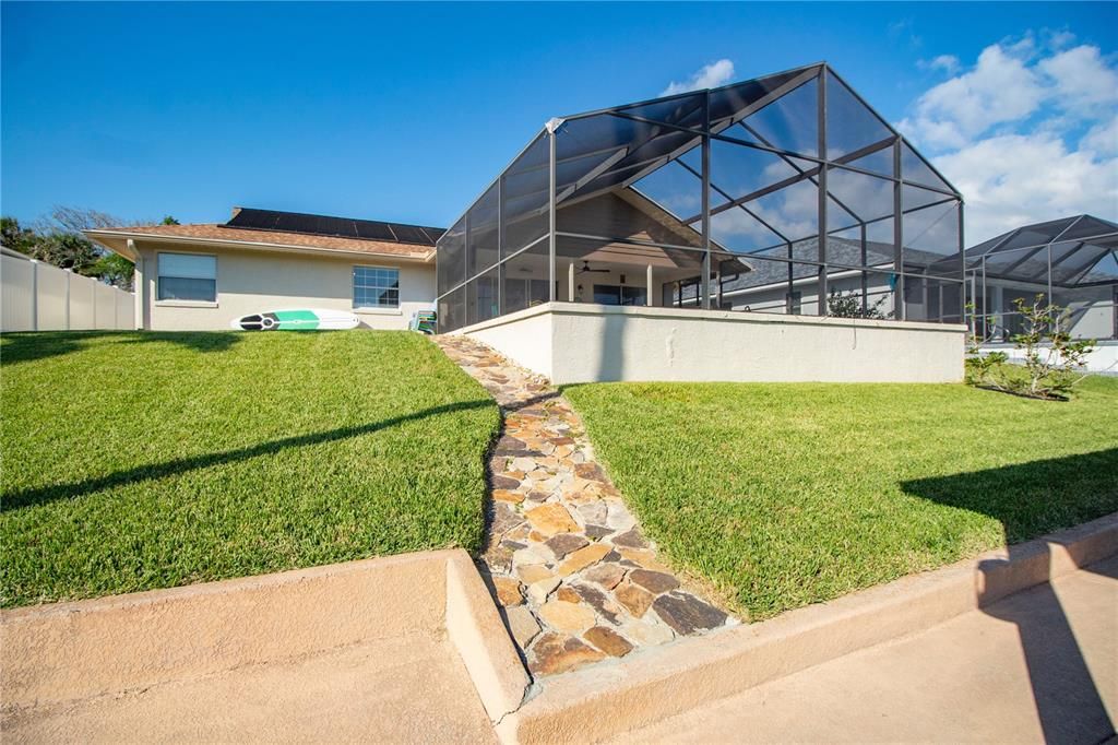 For Sale: $689,000 (3 beds, 2 baths, 1649 Square Feet)