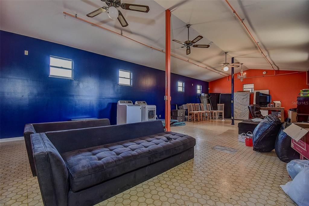 待售: $435,000 (3 贝兹, 2 浴室, 3204 平方英尺)