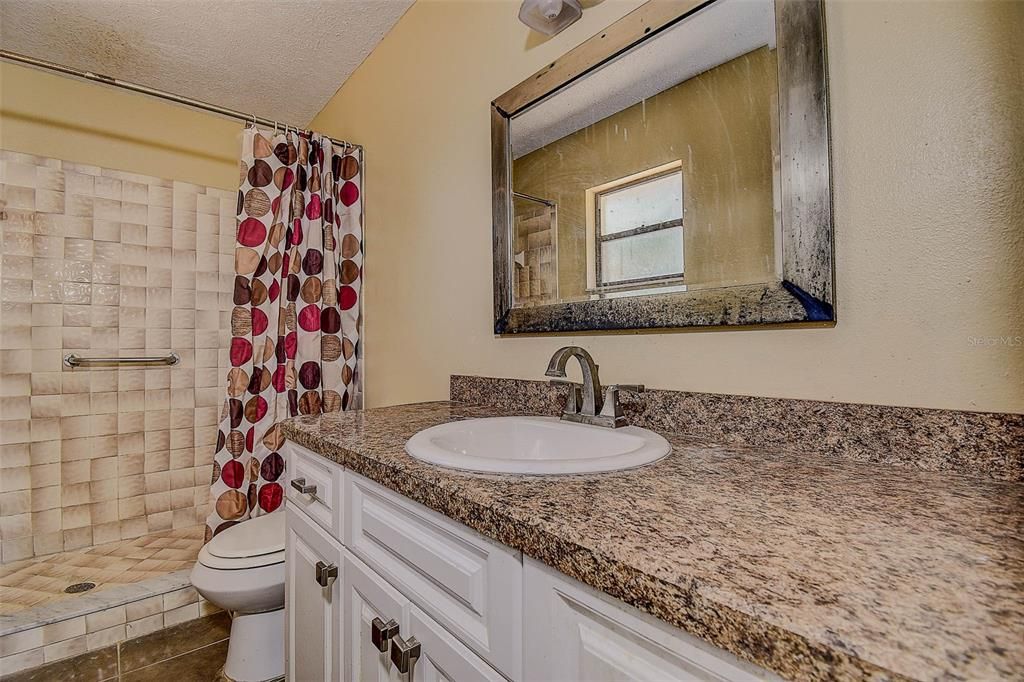 待售: $435,000 (3 贝兹, 2 浴室, 3204 平方英尺)