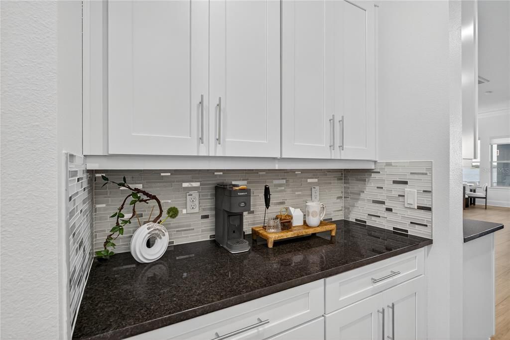 待售: $2,249,000 (7 贝兹, 6 浴室, 5283 平方英尺)