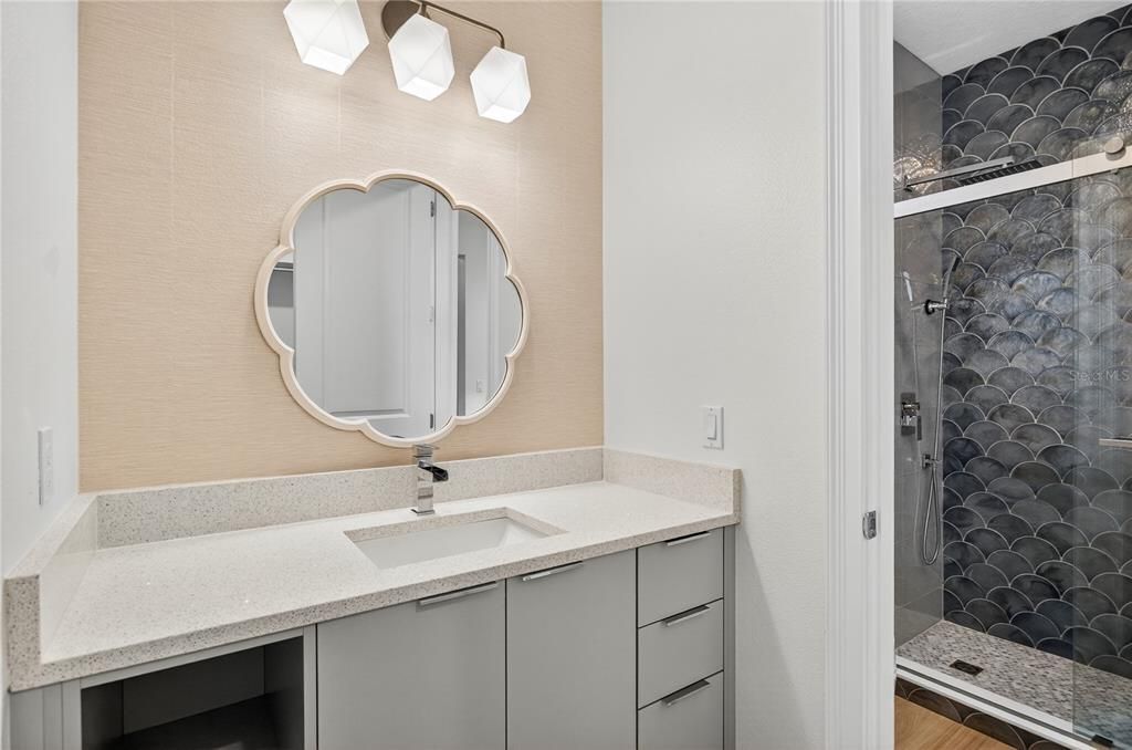 待售: $2,249,000 (7 贝兹, 6 浴室, 5283 平方英尺)