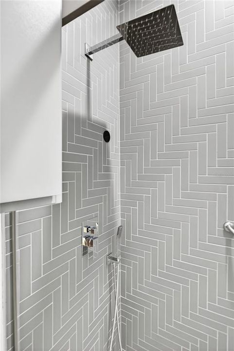 待售: $2,249,000 (7 贝兹, 6 浴室, 5283 平方英尺)