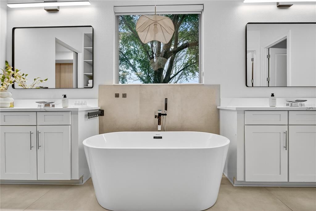 待售: $2,249,000 (7 贝兹, 6 浴室, 5283 平方英尺)