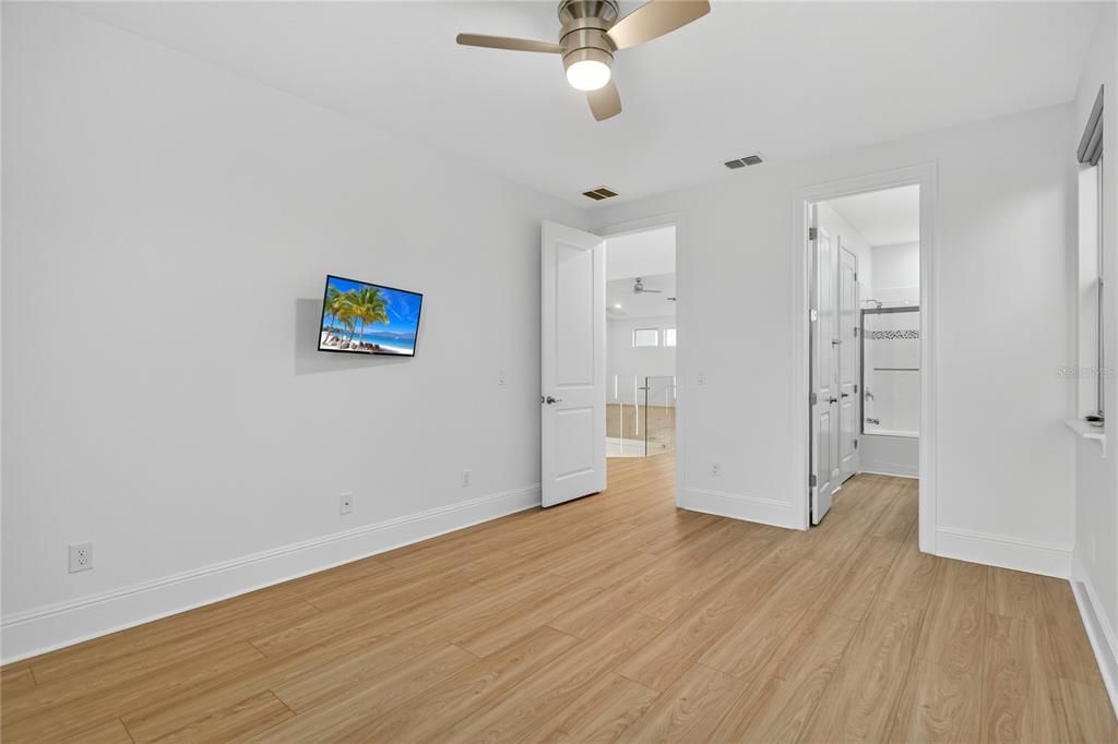 待售: $2,249,000 (7 贝兹, 6 浴室, 5283 平方英尺)