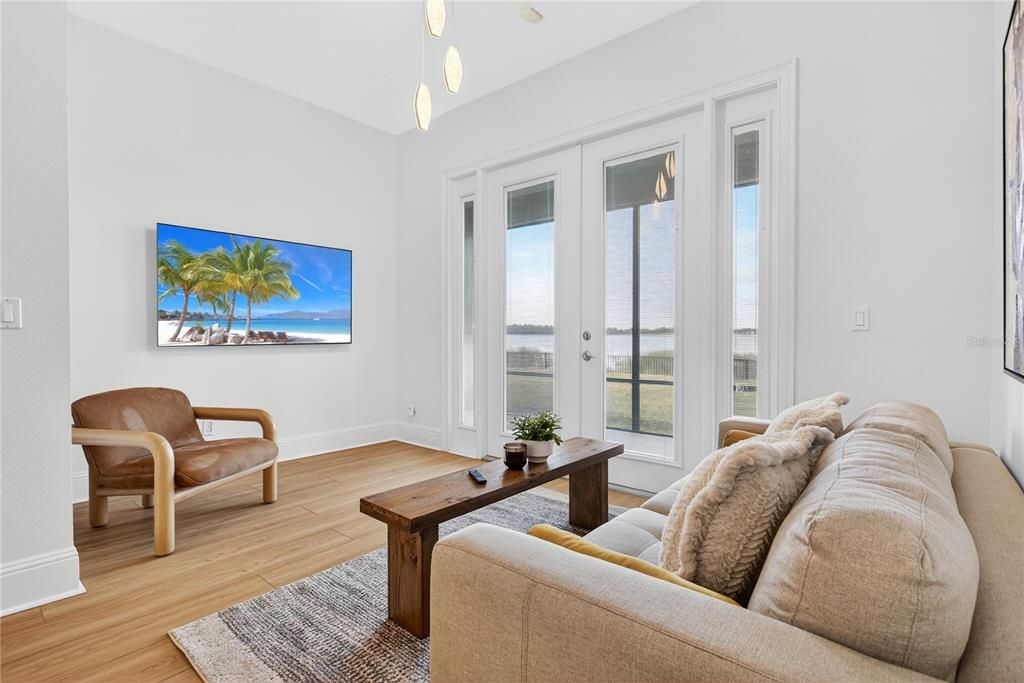 待售: $2,249,000 (7 贝兹, 6 浴室, 5283 平方英尺)