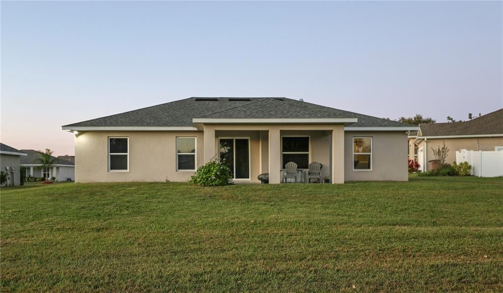 Active With Contract: $329,900 (4 beds, 2 baths, 1613 Square Feet)