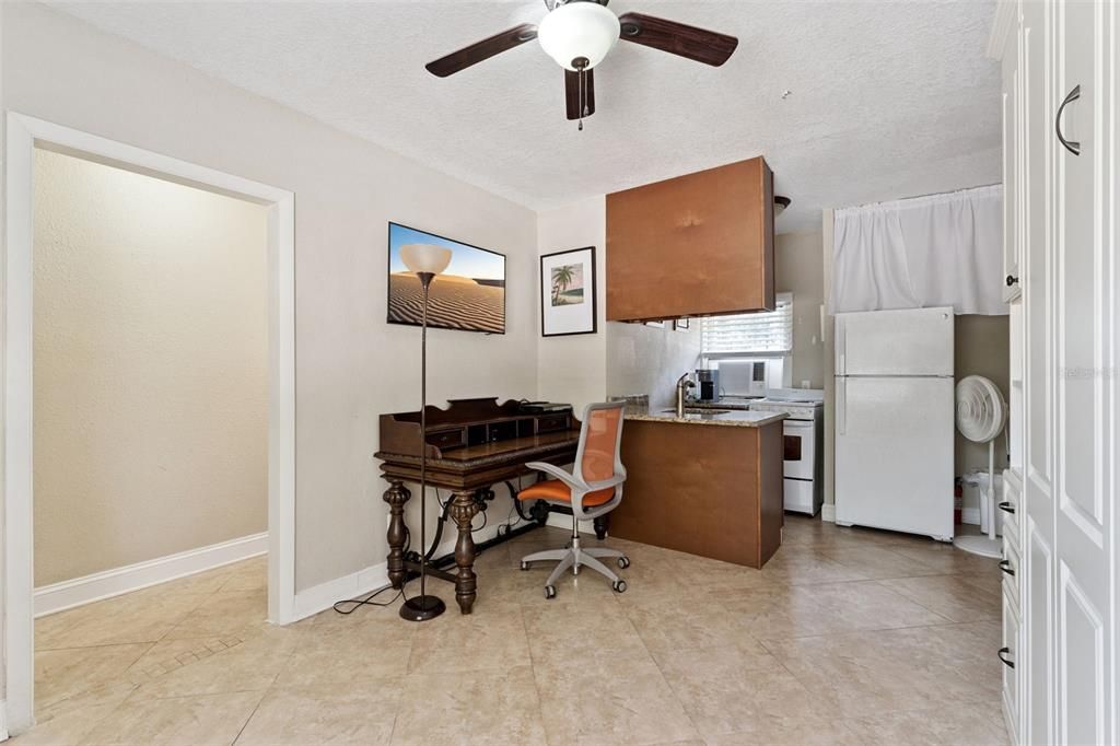 For Sale: $2,200,000 (7 beds, 5 baths, 5624 Square Feet)