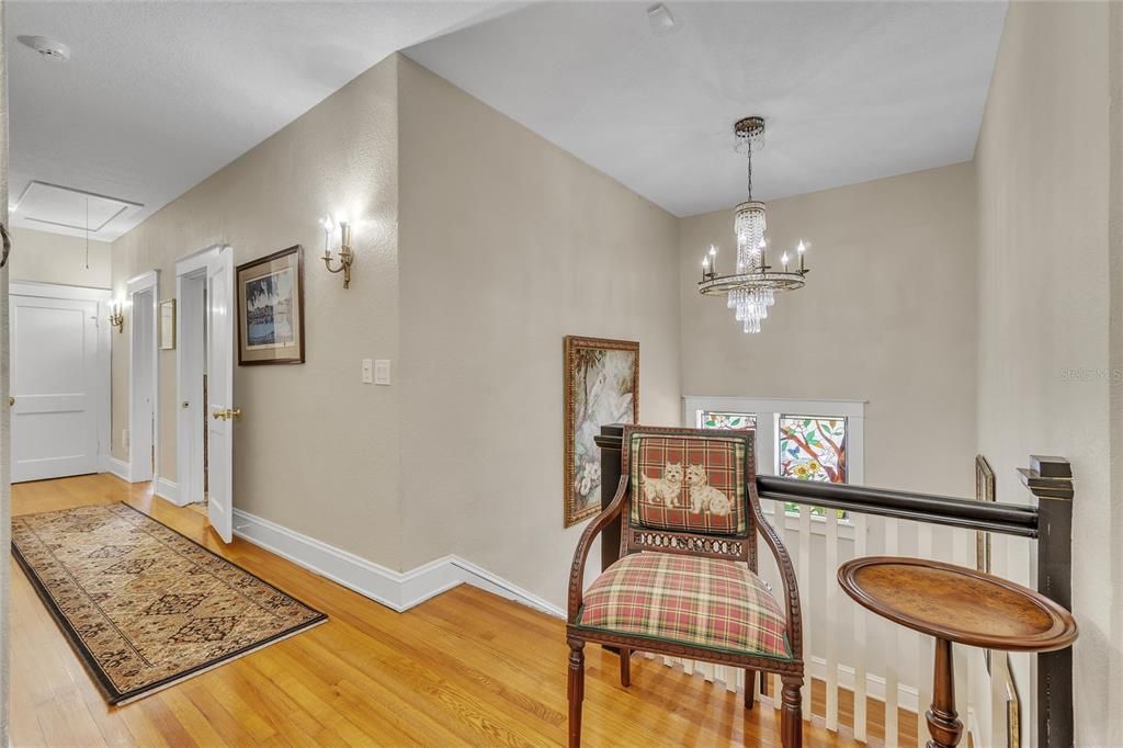 For Sale: $2,200,000 (7 beds, 5 baths, 5624 Square Feet)