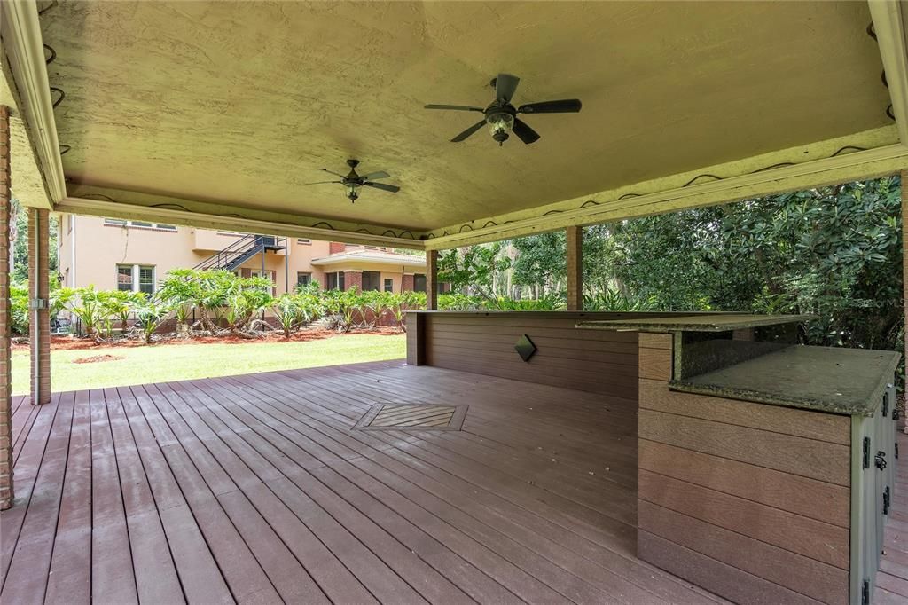 For Sale: $2,200,000 (7 beds, 5 baths, 5624 Square Feet)