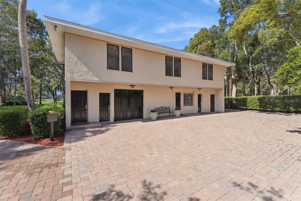 For Sale: $2,200,000 (7 beds, 5 baths, 5624 Square Feet)