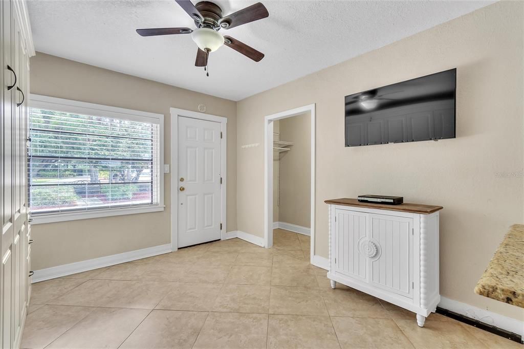 For Sale: $2,200,000 (7 beds, 5 baths, 5624 Square Feet)