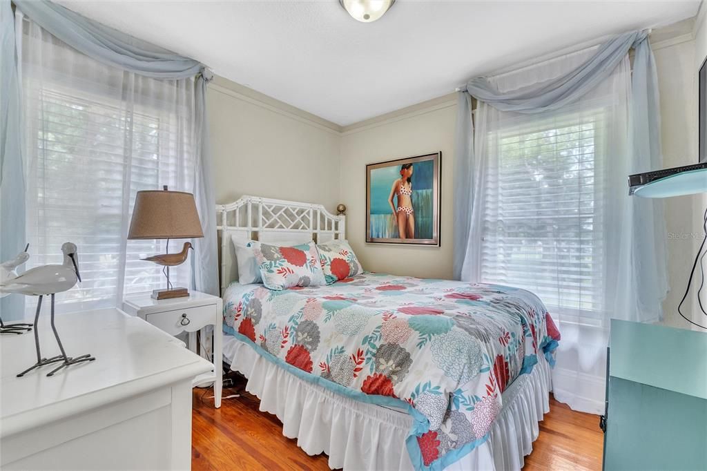 For Sale: $2,200,000 (7 beds, 5 baths, 5624 Square Feet)