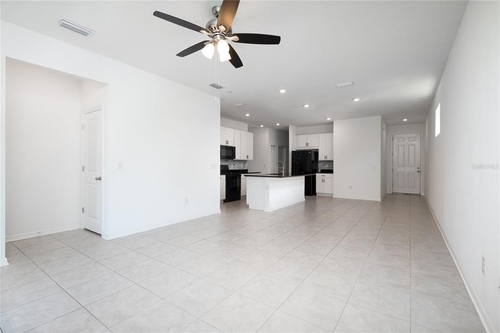 For Sale: $315,000 (3 beds, 2 baths, 1485 Square Feet)