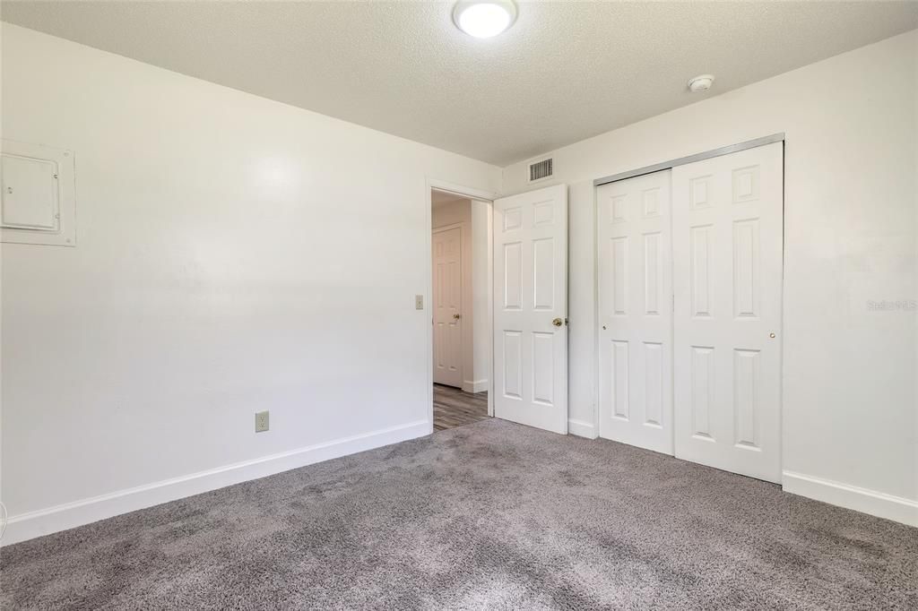 For Sale: $225,000 (3 beds, 2 baths, 1031 Square Feet)