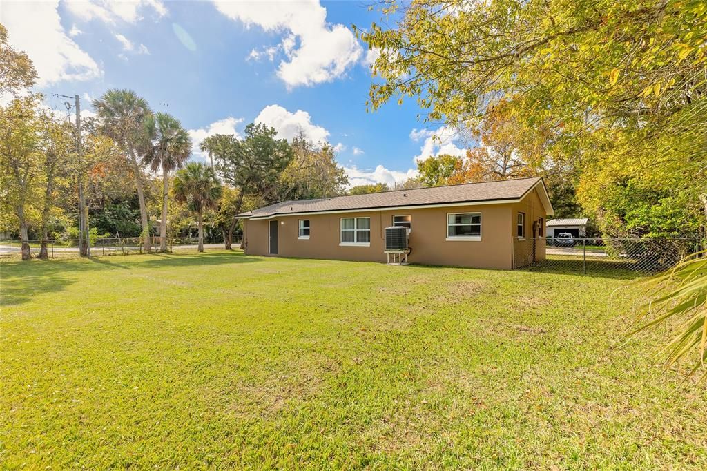 For Sale: $225,000 (3 beds, 2 baths, 1031 Square Feet)