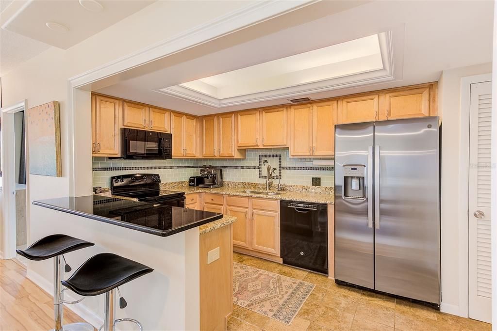 En Venta: $695,000 (2 camas, 2 baños, 1280 Pies cuadrados)