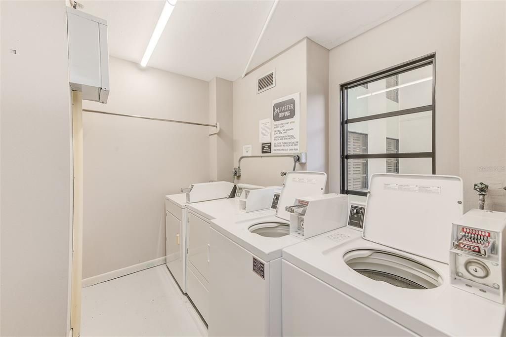 En Venta: $695,000 (2 camas, 2 baños, 1280 Pies cuadrados)