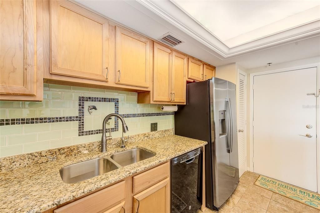 En Venta: $695,000 (2 camas, 2 baños, 1280 Pies cuadrados)