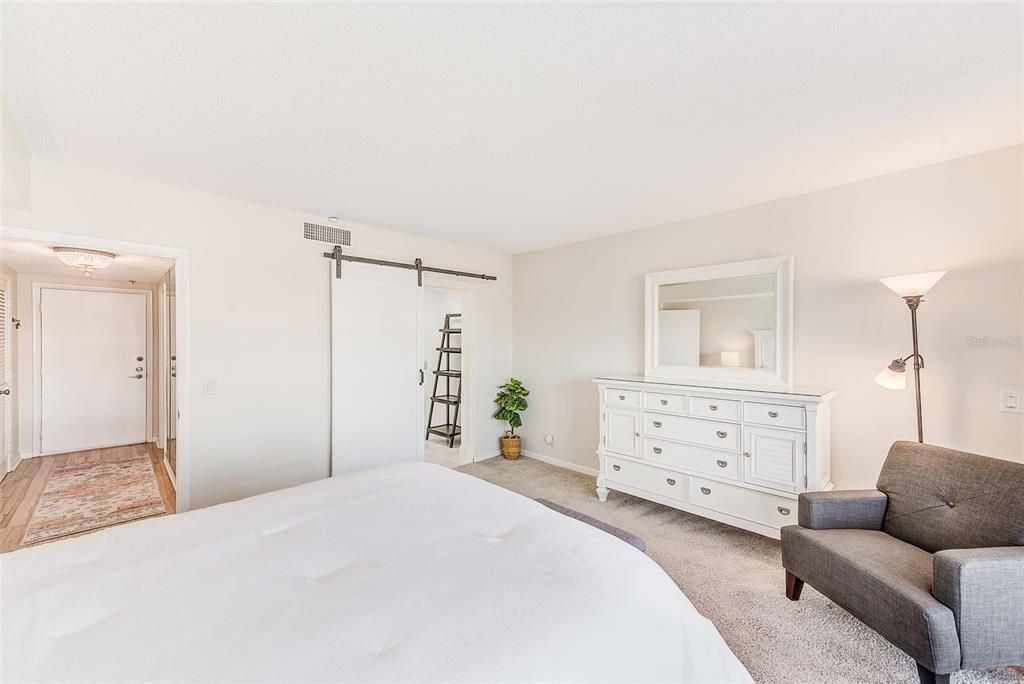 En Venta: $695,000 (2 camas, 2 baños, 1280 Pies cuadrados)