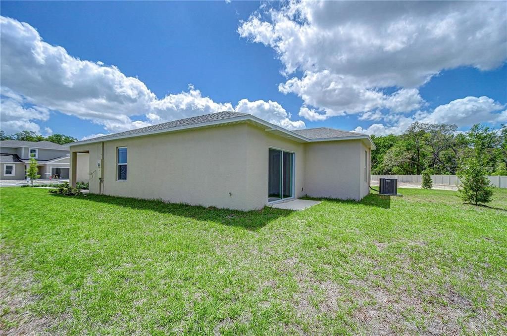 For Rent: $2,000 (3 beds, 2 baths, 1455 Square Feet)