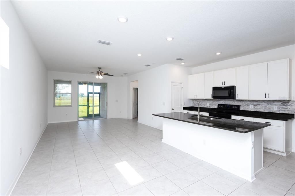 For Rent: $2,200 (3 beds, 2 baths, 1485 Square Feet)