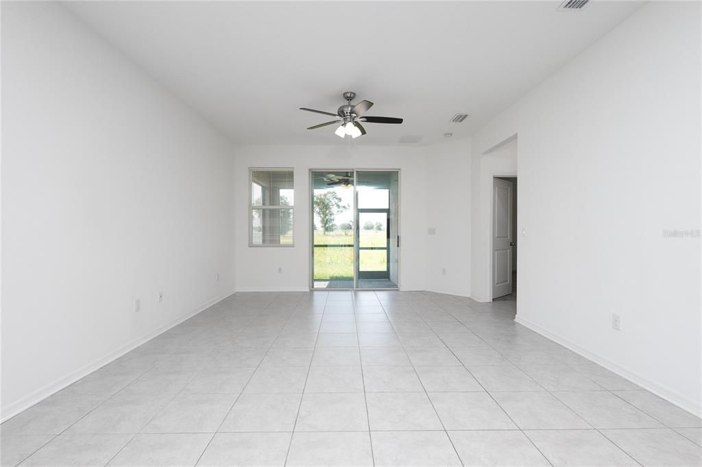 For Rent: $2,200 (3 beds, 2 baths, 1485 Square Feet)