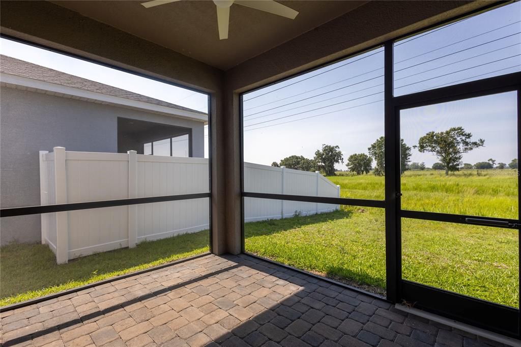 For Rent: $2,200 (3 beds, 2 baths, 1485 Square Feet)