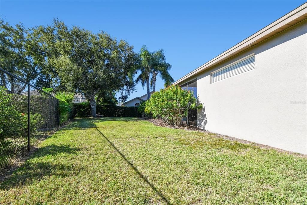 Под контрактом: $999,000 (5 спален, 3 ванн, 3054 Квадратных фут)