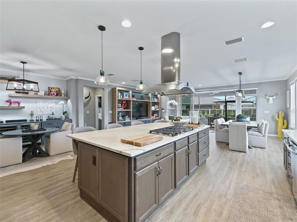 For Sale: $495,000 (2 beds, 2 baths, 1938 Square Feet)