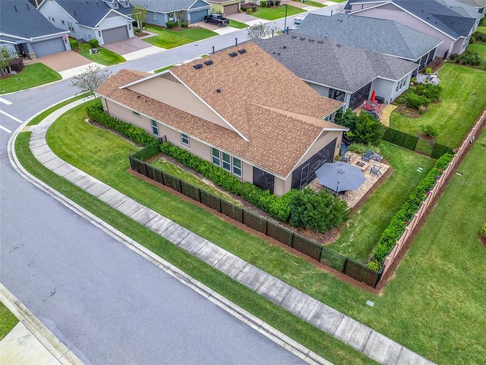 For Sale: $495,000 (2 beds, 2 baths, 1938 Square Feet)