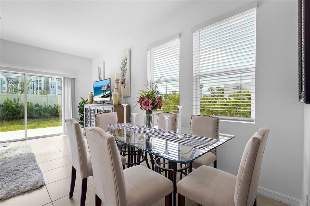 For Rent: $2,600 (3 beds, 2 baths, 1587 Square Feet)