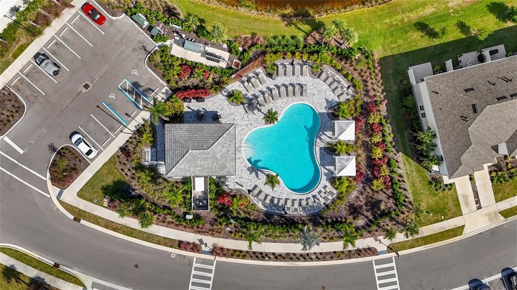 For Rent: $2,600 (3 beds, 2 baths, 1587 Square Feet)