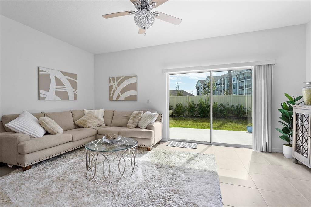 For Rent: $2,600 (3 beds, 2 baths, 1587 Square Feet)