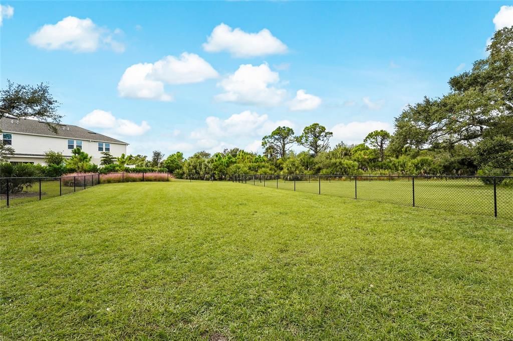 For Rent: $2,600 (3 beds, 2 baths, 1587 Square Feet)