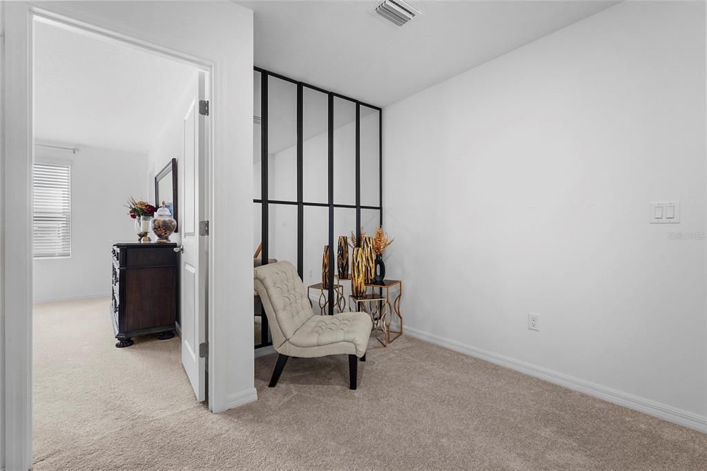 For Rent: $2,600 (3 beds, 2 baths, 1587 Square Feet)