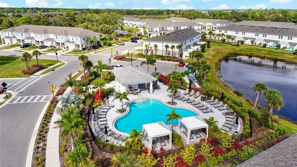 For Rent: $2,600 (3 beds, 2 baths, 1587 Square Feet)