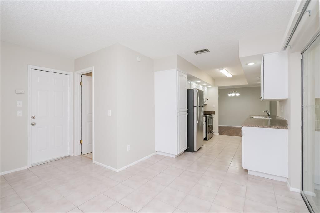 В аренду: $2,110 (3 спален, 2 ванн, 1782 Квадратных фут)