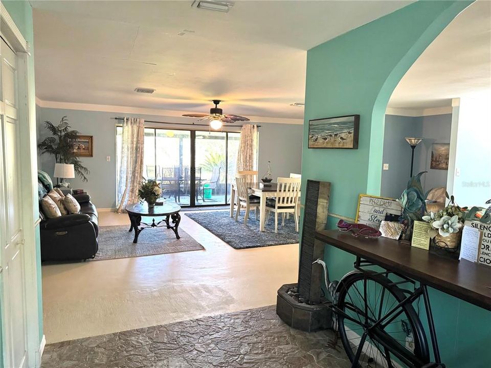 待售: $639,000 (5 贝兹, 2 浴室, 3601 平方英尺)