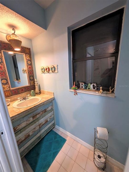 待售: $639,000 (5 贝兹, 2 浴室, 3601 平方英尺)