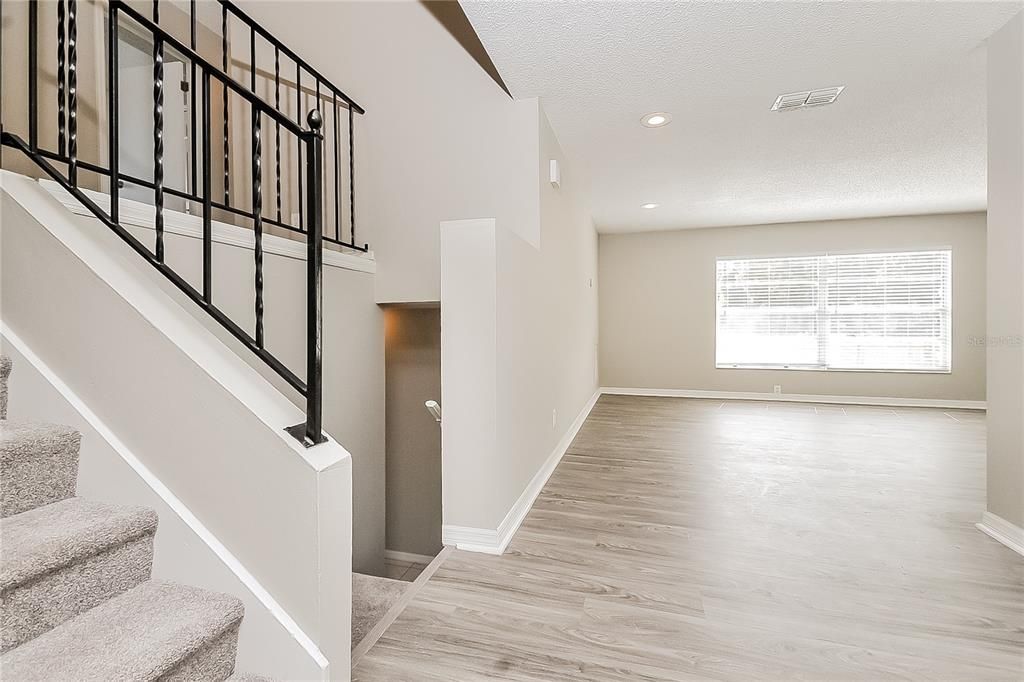 В аренду: $2,710 (4 спален, 2 ванн, 2380 Квадратных фут)