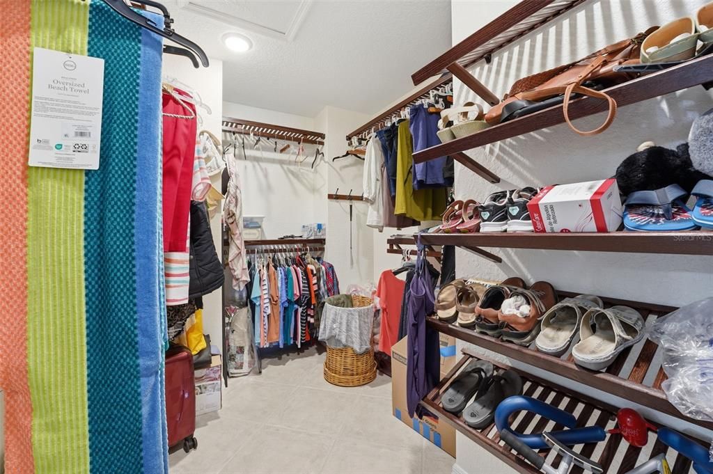 На продажу: $699,000 (3 спален, 3 ванн, 2335 Квадратных фут)