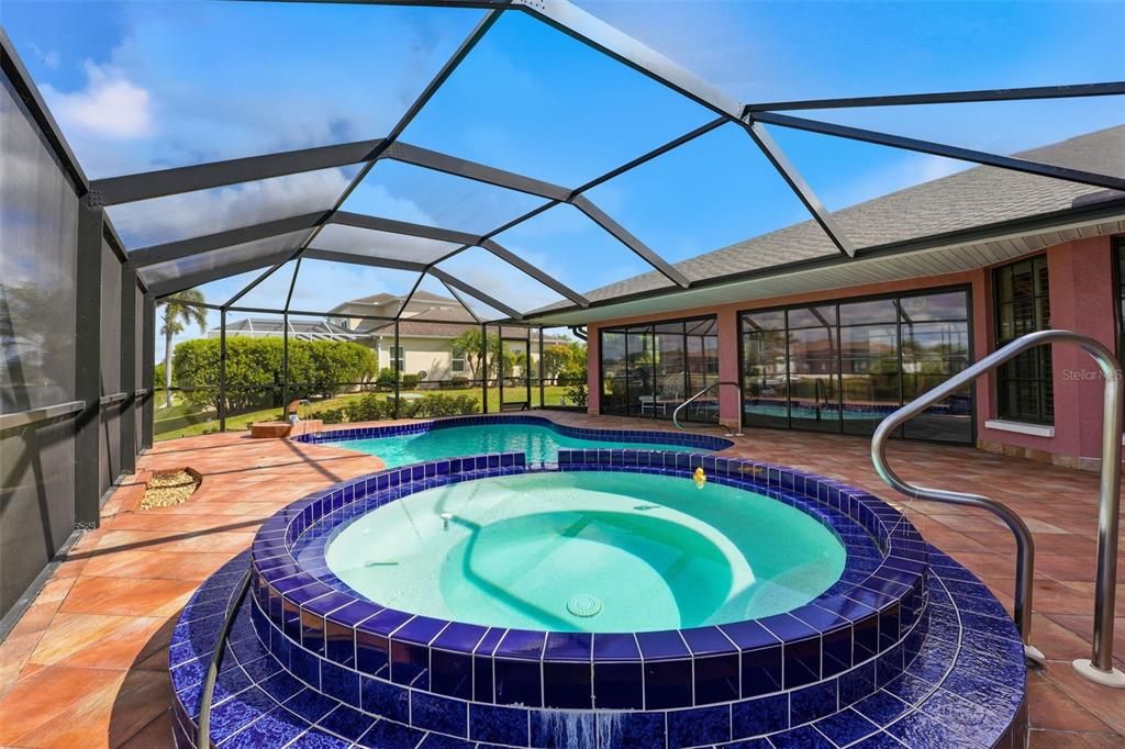 На продажу: $699,000 (3 спален, 3 ванн, 2335 Квадратных фут)