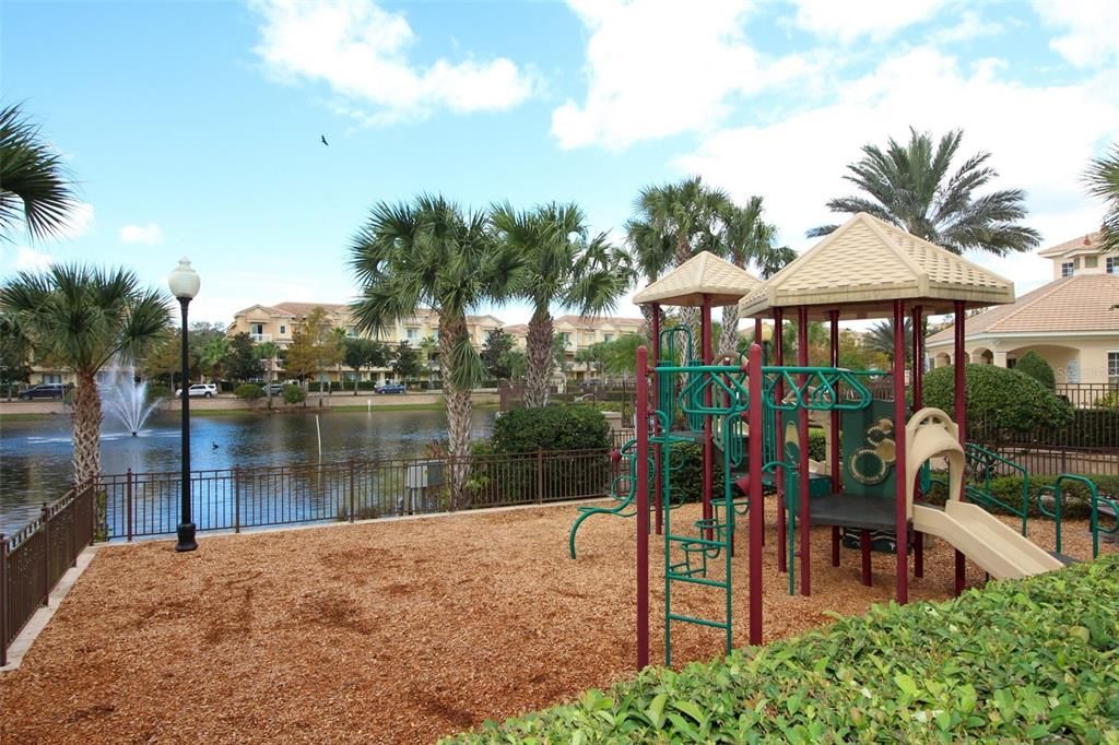 For Sale: $399,900 (3 beds, 3 baths, 1989 Square Feet)