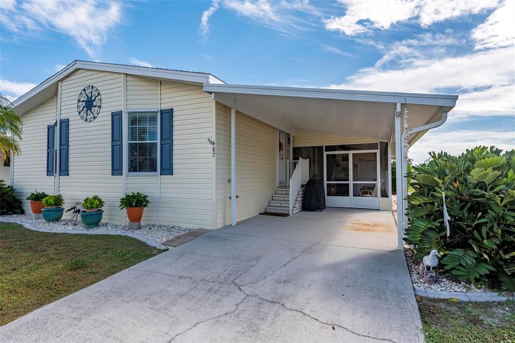 For Sale: $235,000 (2 beds, 2 baths, 1269 Square Feet)