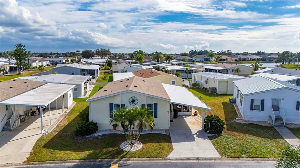 For Sale: $235,000 (2 beds, 2 baths, 1269 Square Feet)