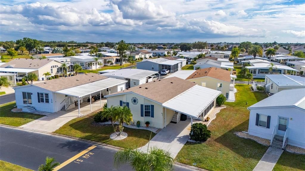 For Sale: $235,000 (2 beds, 2 baths, 1269 Square Feet)