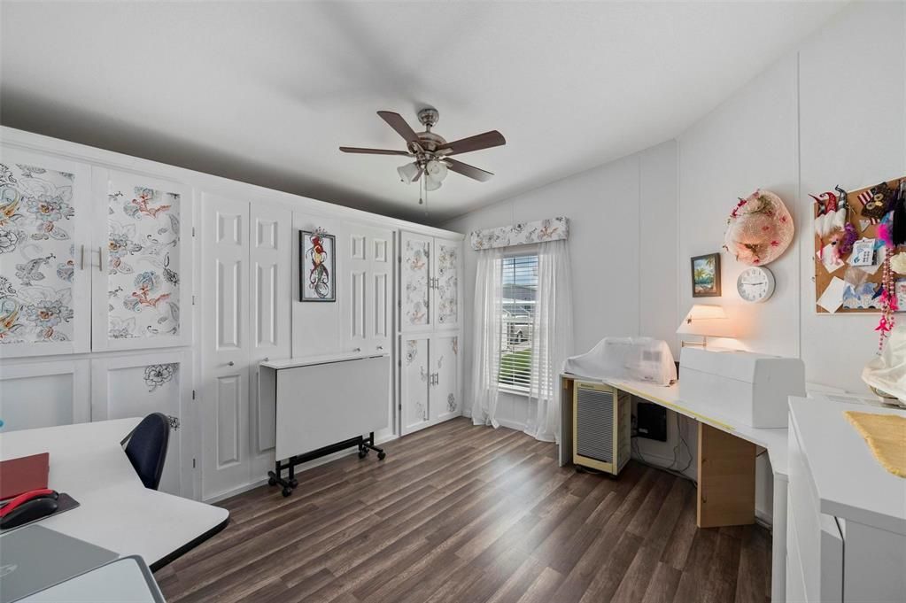 For Sale: $235,000 (2 beds, 2 baths, 1269 Square Feet)