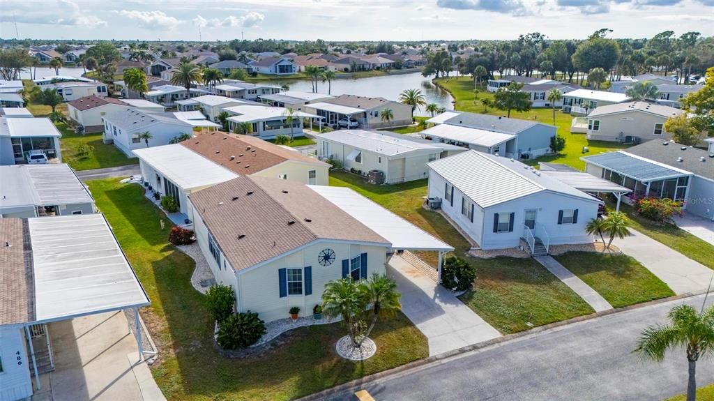 For Sale: $235,000 (2 beds, 2 baths, 1269 Square Feet)