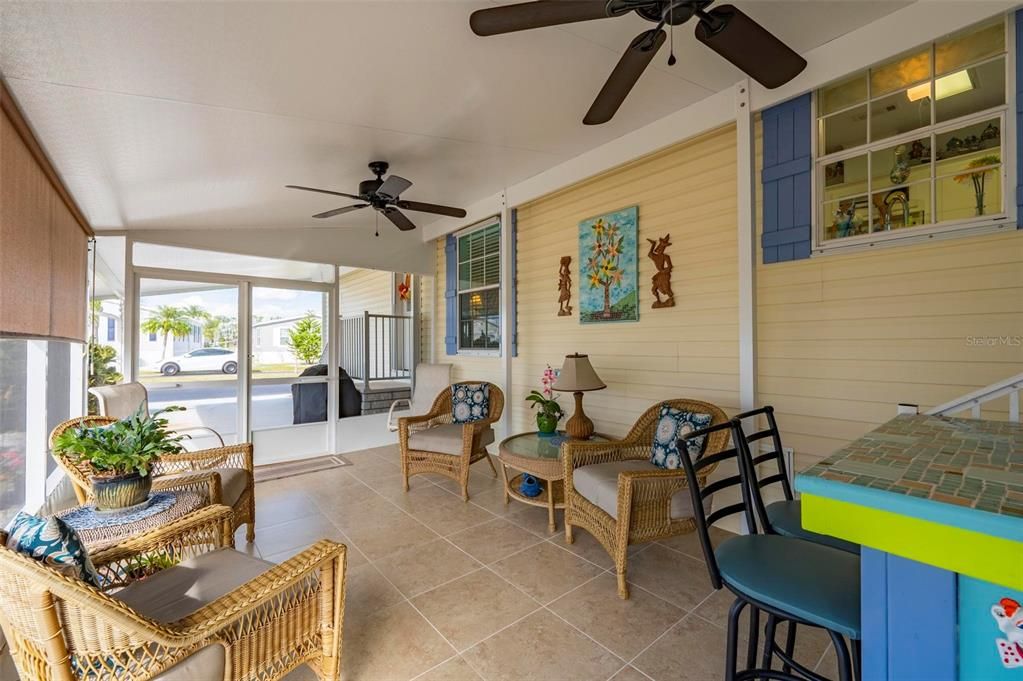 For Sale: $235,000 (2 beds, 2 baths, 1269 Square Feet)