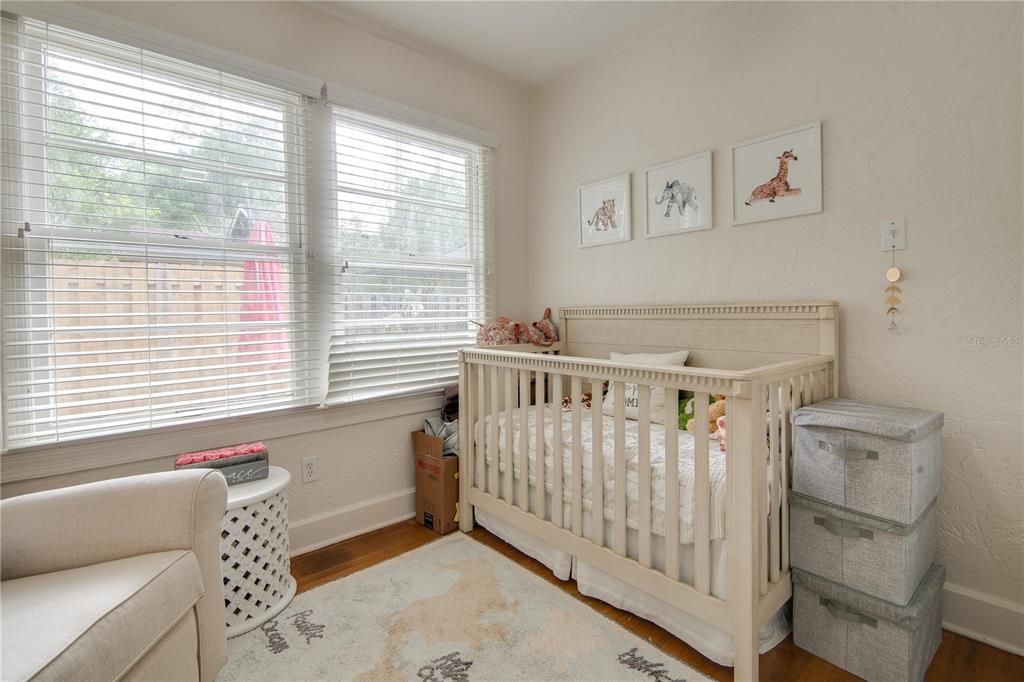 For Rent: $2,600 (4 beds, 2 baths, 1402 Square Feet)